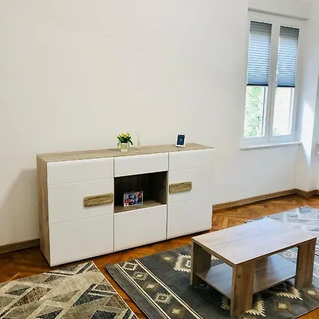 Joy Paris 5&6 Apartment